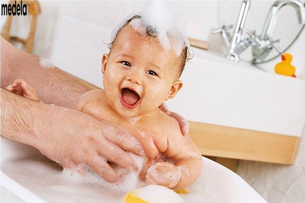 12 tháng đầu đời của con và sơ đồ phát triển